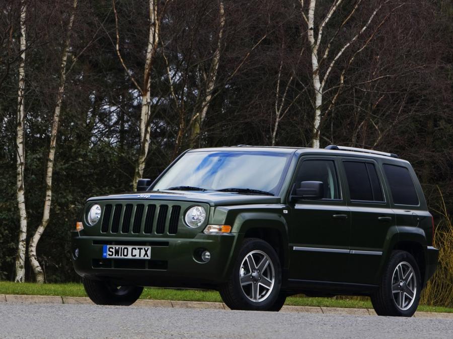  Jeep Patriot 2007 года  (UK) (фото 10 из 30)